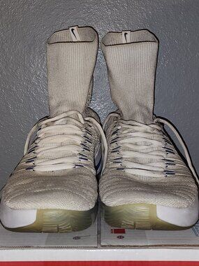 Nike Hyperdunk 2016 Flyknit Size 13